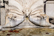 Fontana delle Api